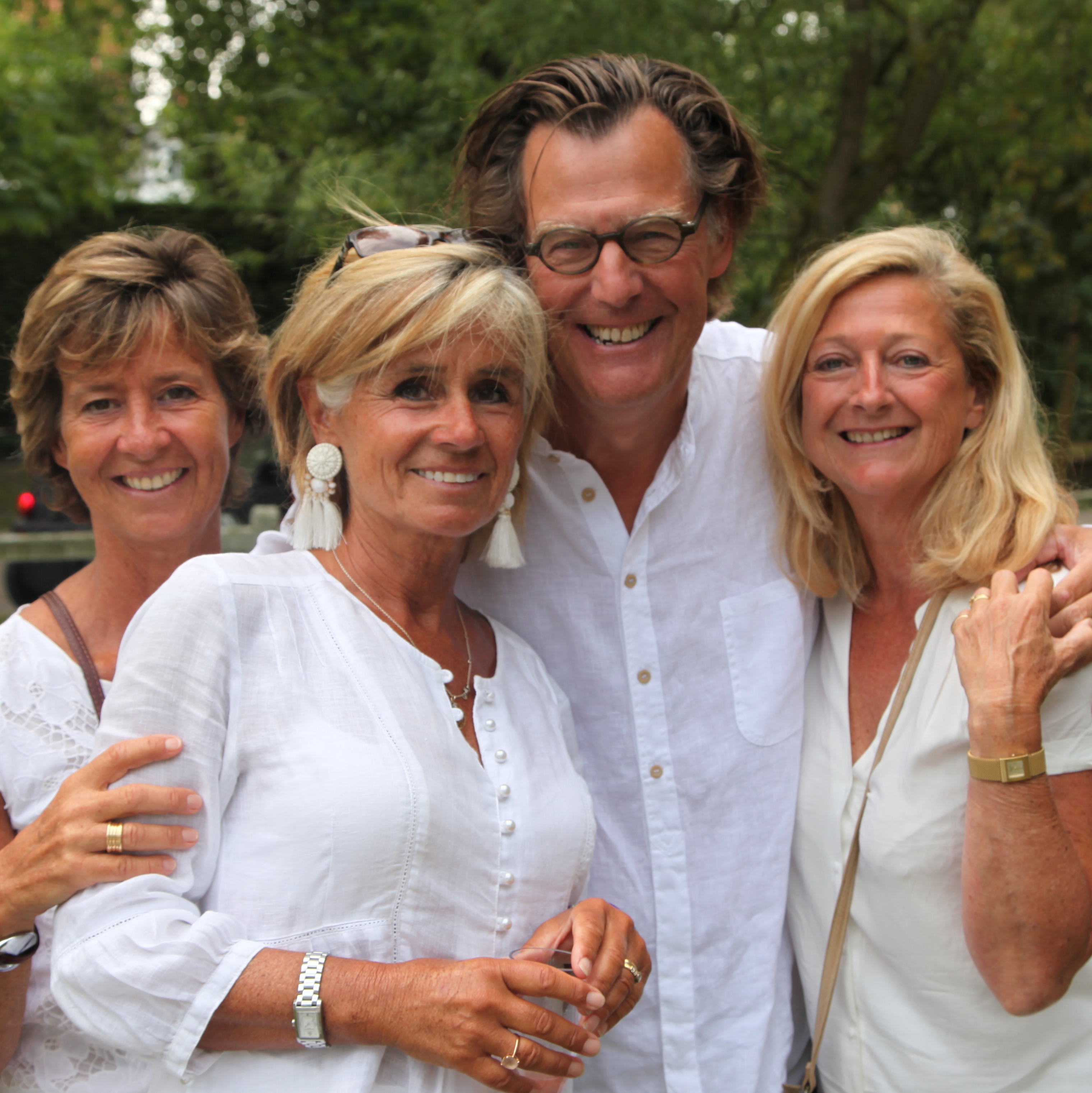 WHITE PICNIC MUSICAL : ANNUL&Eacute;